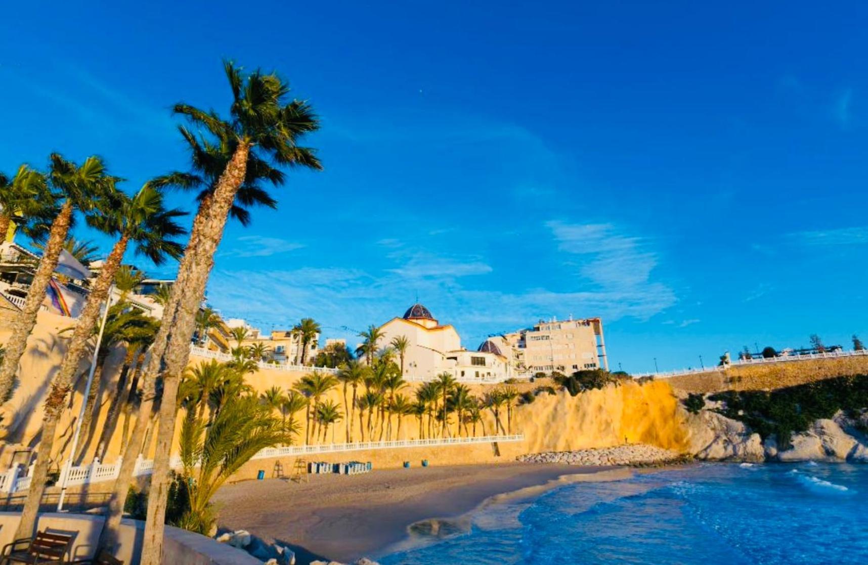 Atico Con Vistas En El Casco Antiguo De Benidorm Apartment Exterior foto