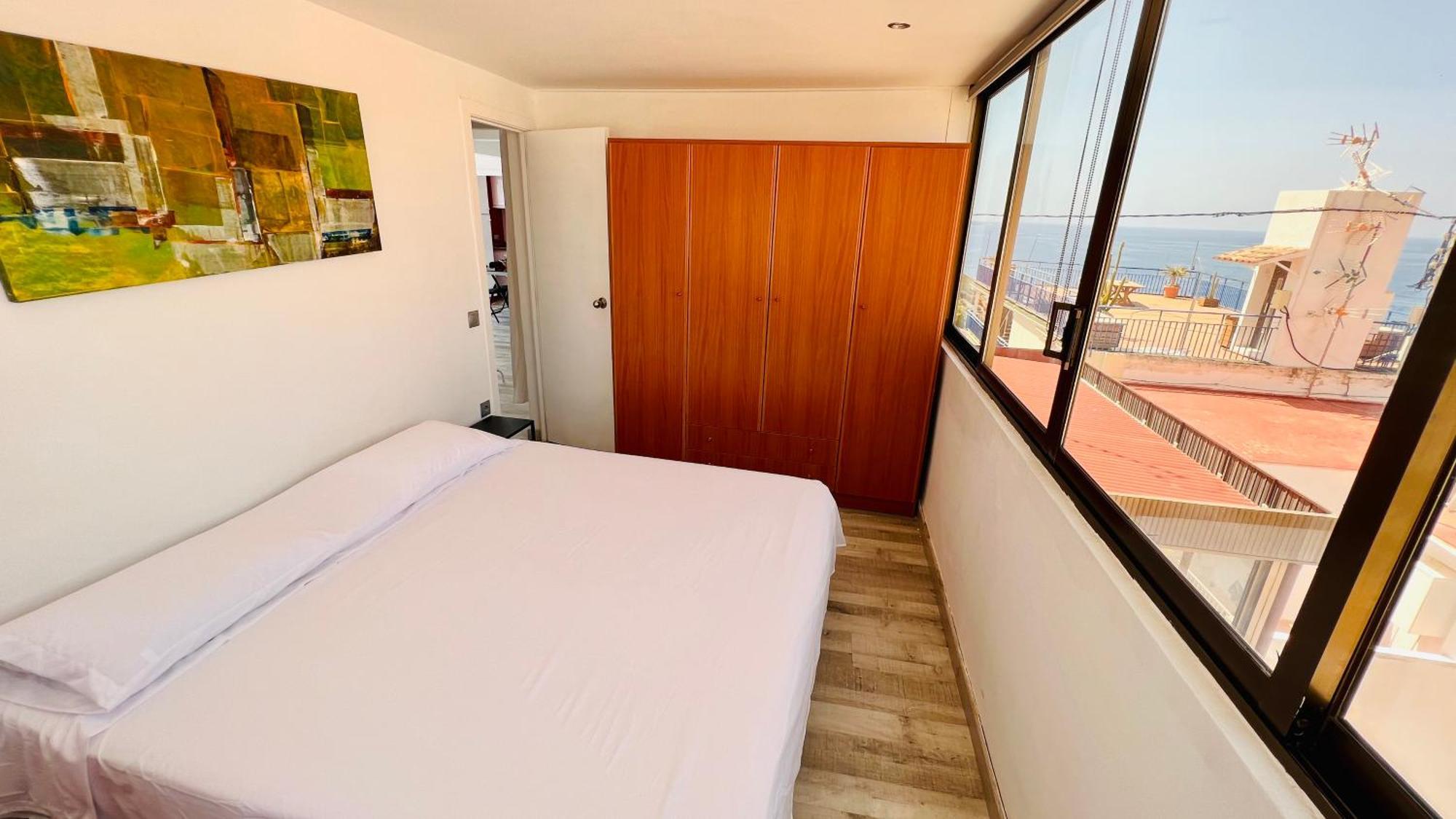 Atico Con Vistas En El Casco Antiguo De Benidorm Apartment Exterior foto