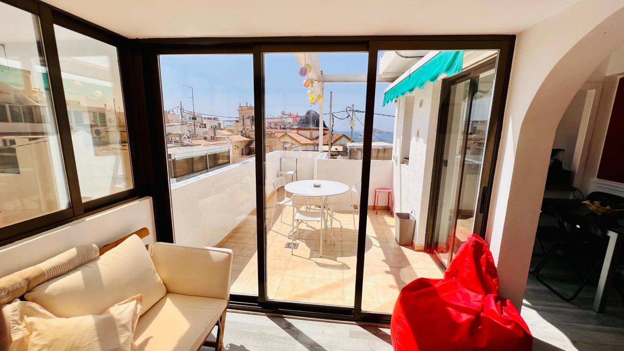 Atico Con Vistas En El Casco Antiguo De Benidorm Apartment Exterior foto